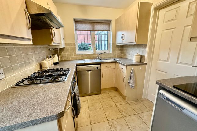 4, Newfield Close, Doncaster photo 4