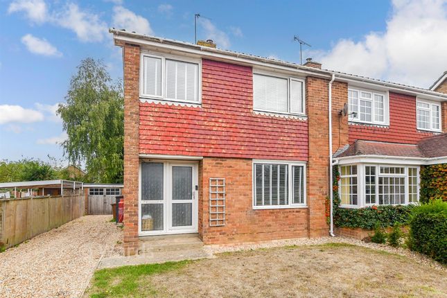 3-bed semi-detached on 20, Prospect Way, Ashford, £385,000