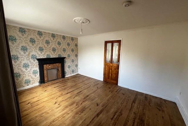 75, Daisy Street, Bradford photo 2