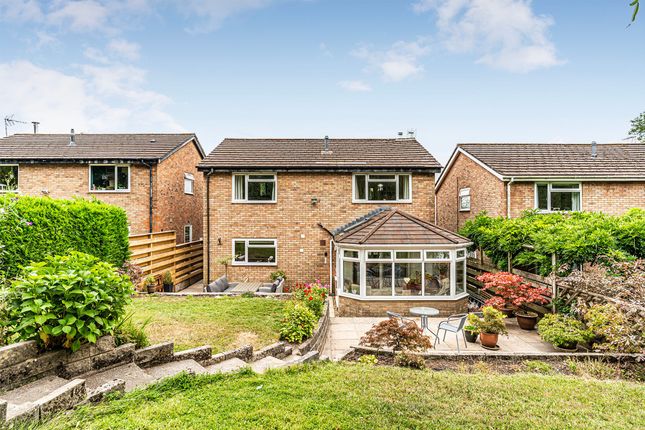 8 Heol Y Fedwen, Pontypridd photo 2