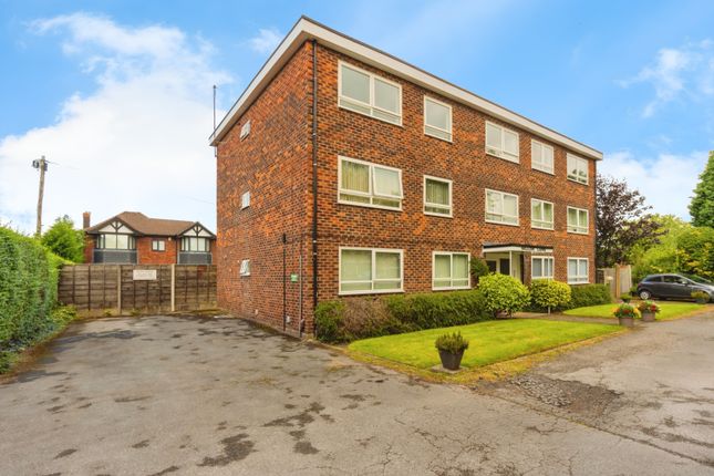 Flat for sale in Willow Lawn, Arran Court, Cheadle Hulme, Cheadle