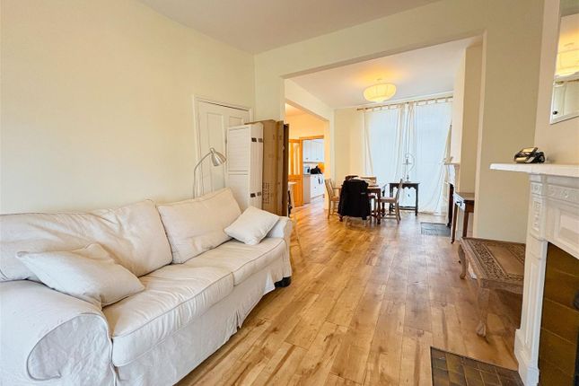 Rotherfield Avenue, Hastings photo 4