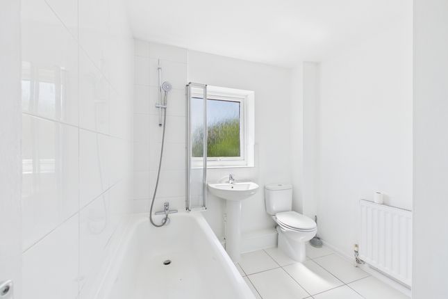 4 Swan House, Marlow photo 4
