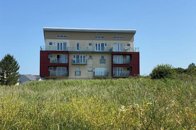 The Penthouse, 12 Bay View, Bwlchygwynt, Llanelli photo 2