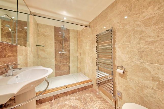38A,, Rectory Grove, London photo 4