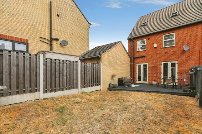 8, Park Crescent, Rotherham photo 4