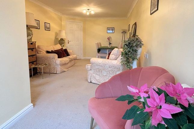 5, Anchorage Court, Lee-On-The-Solent photo 4