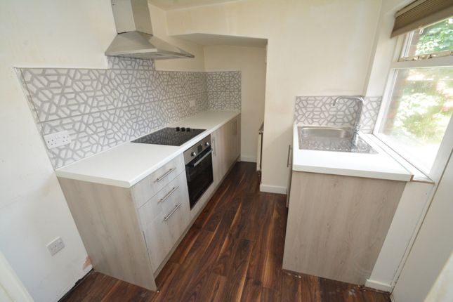 35, Glenolden Street, Manchester photo 4