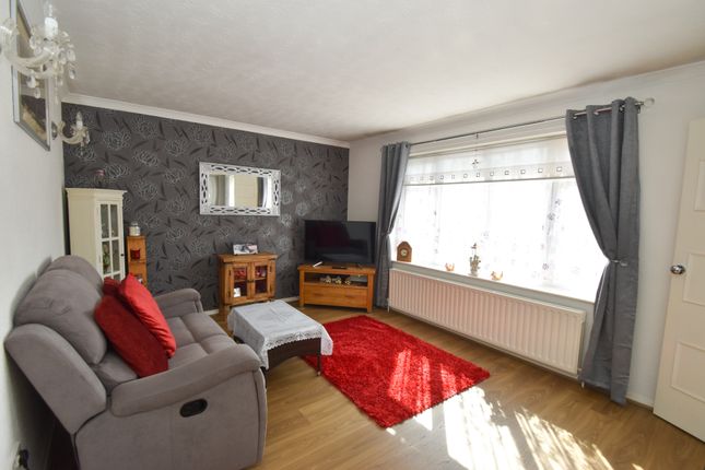 7, Birkdale Close, Skegness photo 4