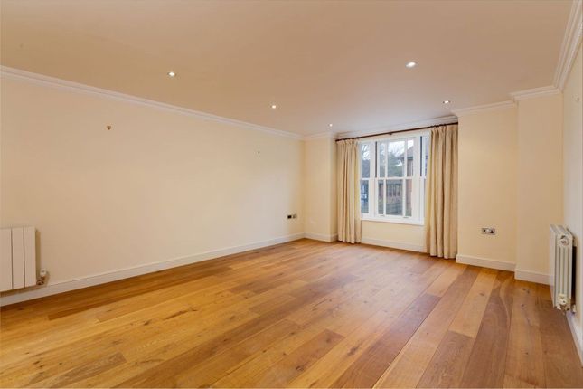 19, Pembroke Road, Sevenoaks photo 3