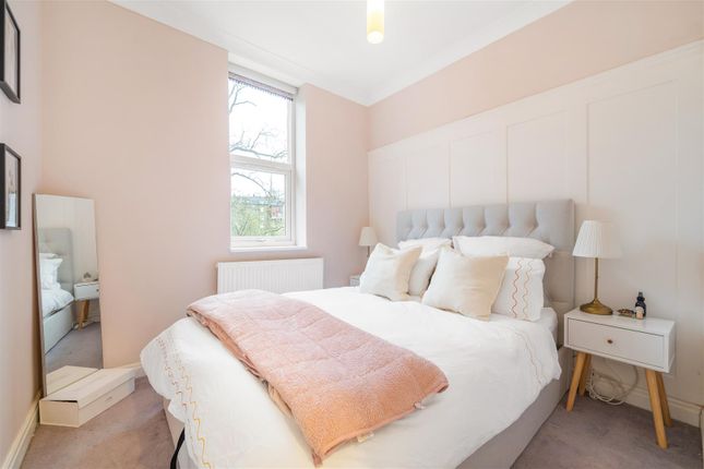 Flat 3, 90-91, Leigham Vale, London photo 4