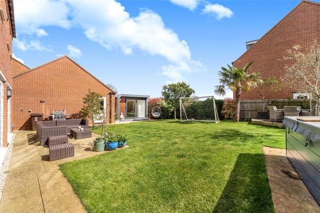 53, Wallin Road, Banbury photo 2