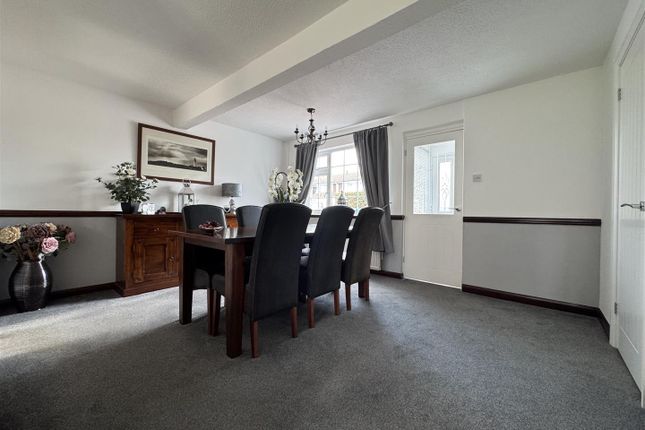 44, Solway, East Tilbury photo 3