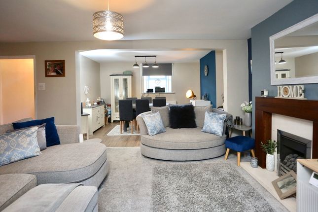 9, Waen Ebbw Road, Ebbw Vale photo 4