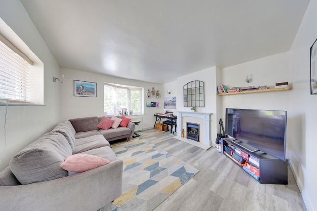 10, Footbury Hill Road, Orpington photo 2