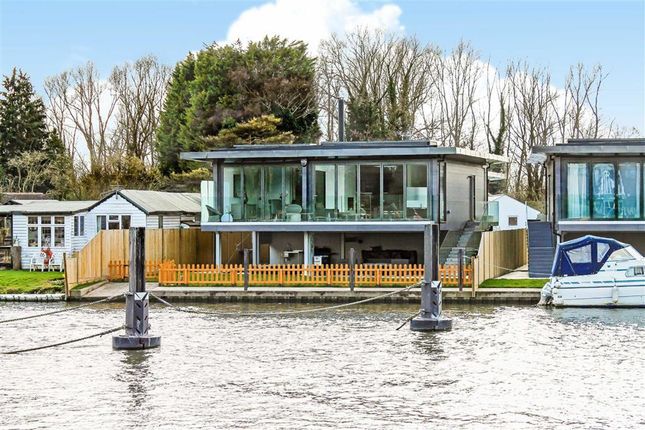 Thumbnail Detached house to rent in Riverside, Staines