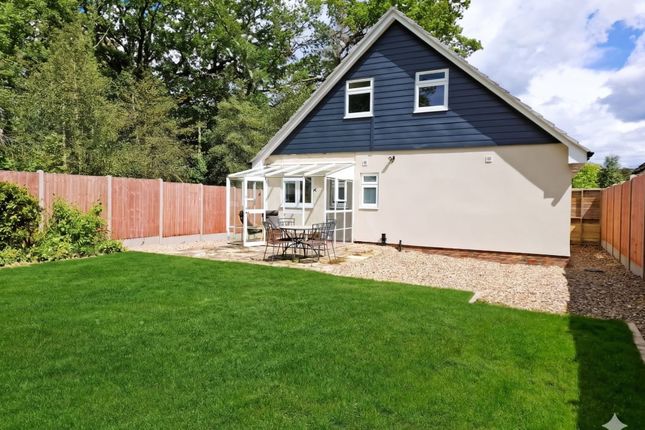 Paddock View, Honey Hill, Wokingham photo 2
