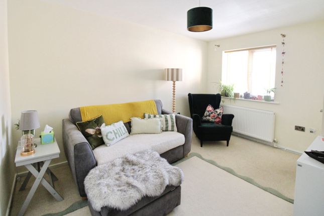 30, Eldon Green, Tuxford, Newark photo 4