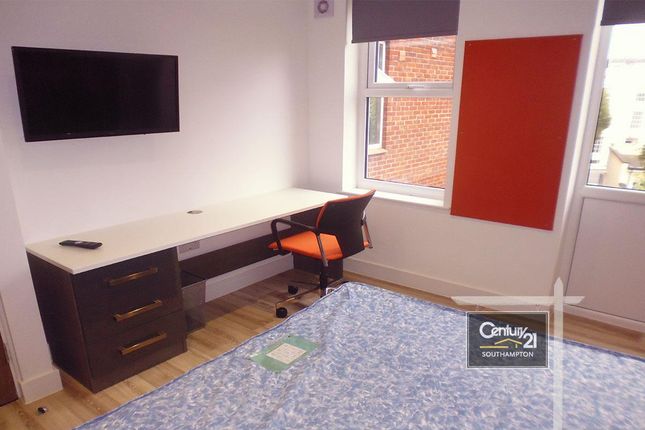 Studio to rent in |Ref: R152298|, Andromeda House, Southampton Street, Southampton