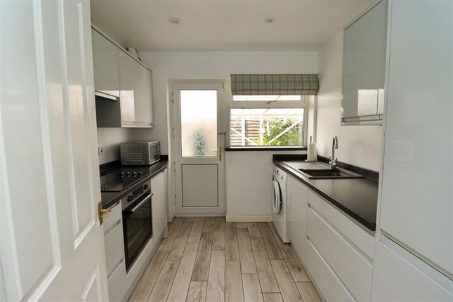 59, Beech Road, Elloughton photo 4