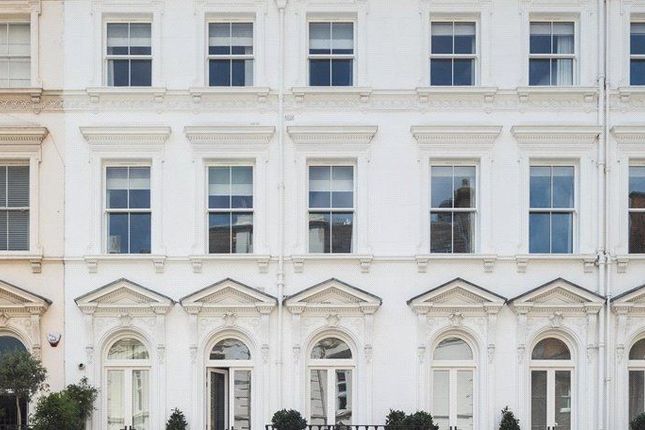 Flat to rent in Kensington, Prince Of Wales Terrace, London