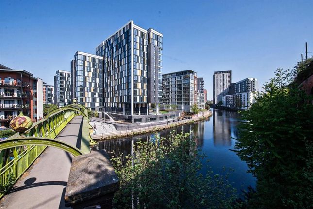 1-bed flat on 504, Downtown, Woden Street, Salford, £240,000