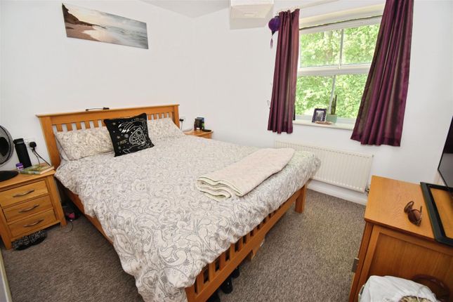 12, Andersen Close, Whiteley photo 4