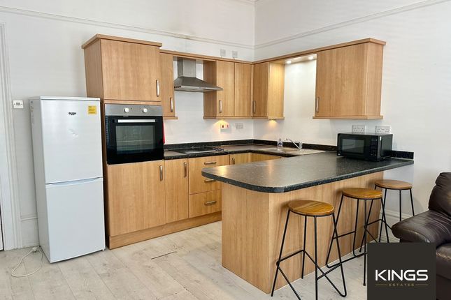 59b, Victoria Road North, Southsea photo 4