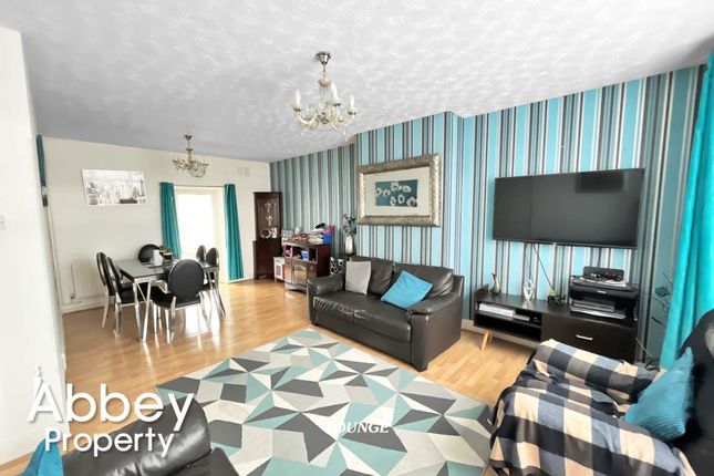 410 Leagrave Road, Luton photo 2