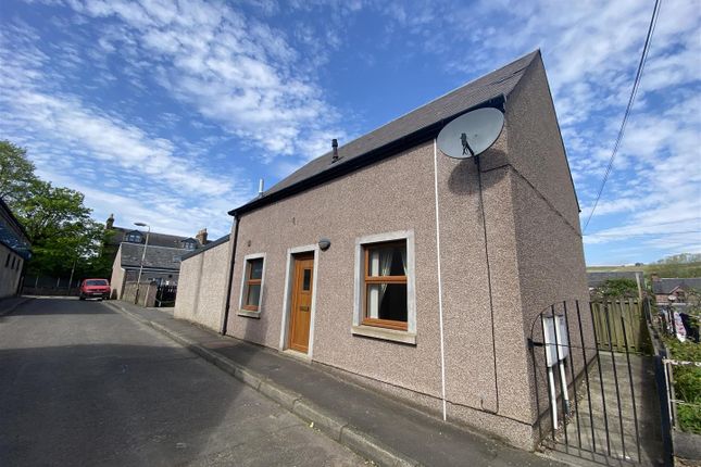 Detached house to rent in Mid Street, Alyth, Blairgowrie