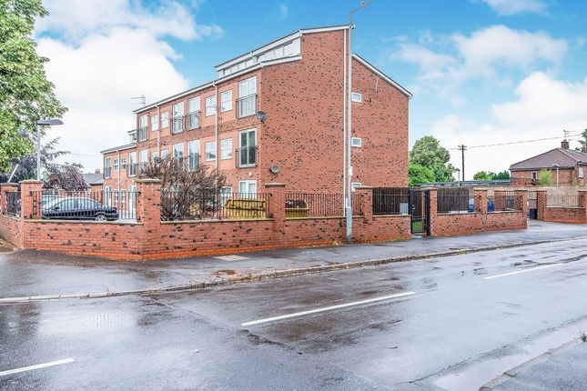Thumbnail Flat to rent in Amersall Road, Doncaster, South Yorkshire