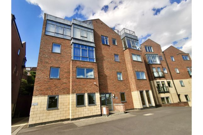 Flat for sale in Greestone Mount, Lincoln