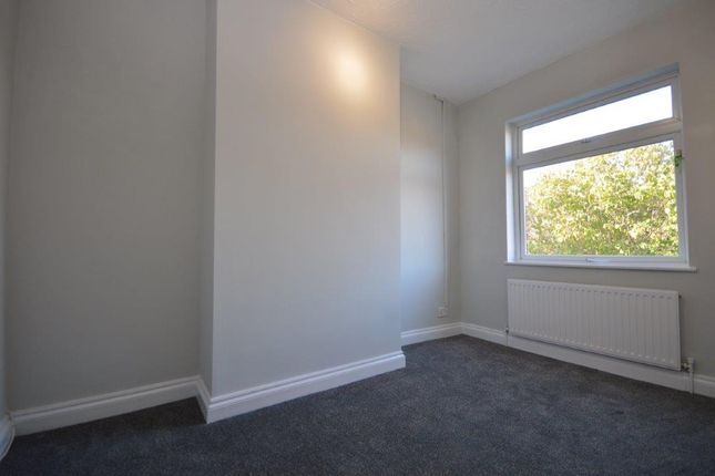 77, KETTERING photo 4