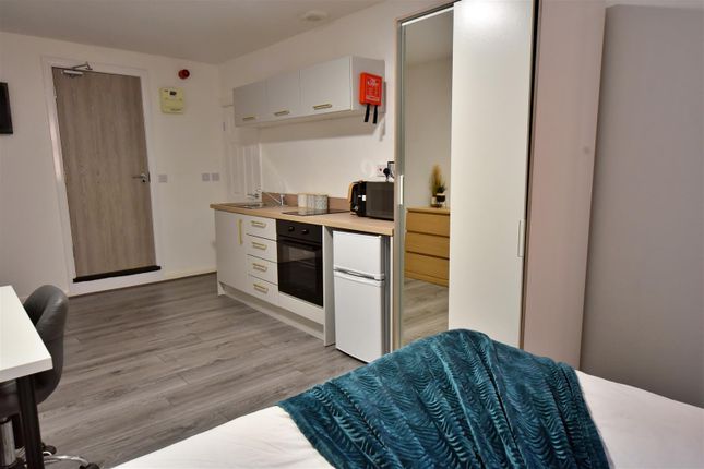 Flat to rent in Albert Road, Middlesbrough, North Yorkshire