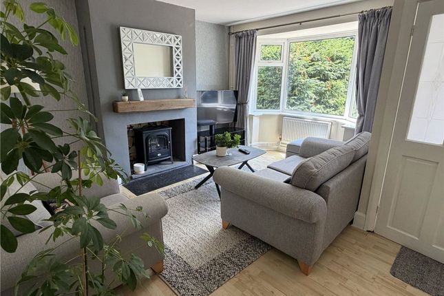 12 Sinclair Gardens, Telford photo 3