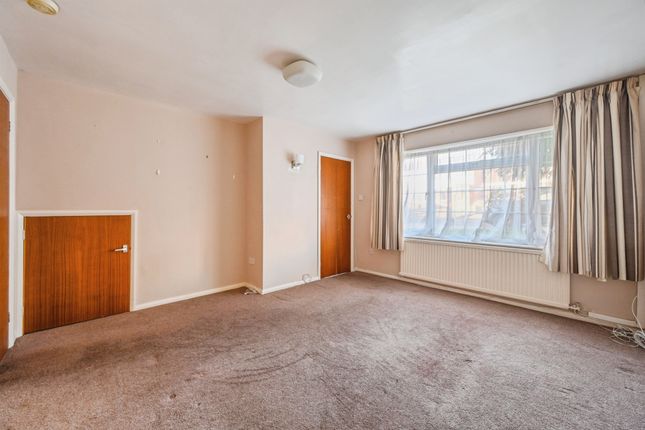 9, Wren Park Close, DERBY photo 3