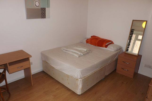 15a, Palmerston Road, Southsea photo 2