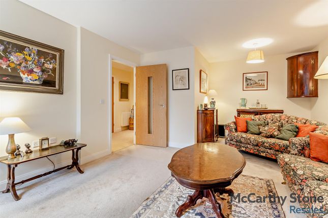 31 Tyefield Place, High Street, Hadleigh photo 4
