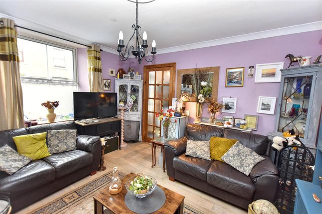 27, Fore Street, Camborne photo 2