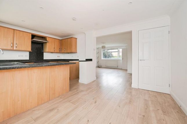 86, Tickleford Drive, SOUTHAMPTON photo 4