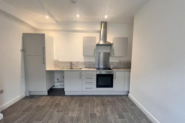 13, Warrington Street, Ashton-Under-Lyne photo 2