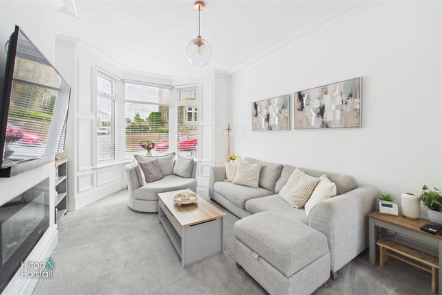 34, Park Avenue, Barnoldswick photo 3