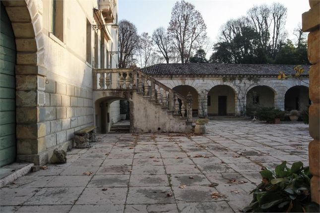 Villa for sale in Treviso, Veneto, Italy