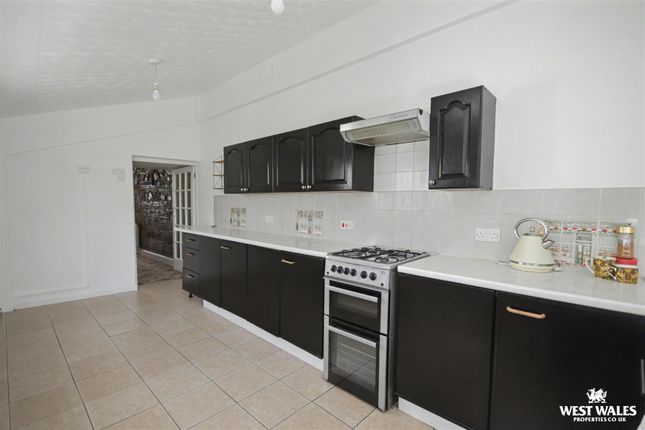 2, Quay Street, Cardigan photo 4