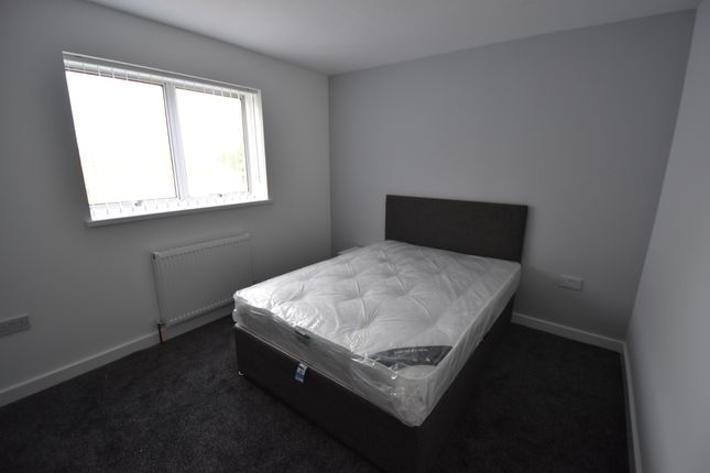 Town house to rent in Darwen Court, Middlesbrough