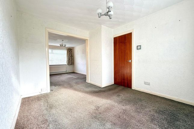 21, Springfield Avenue, Swansea photo 3