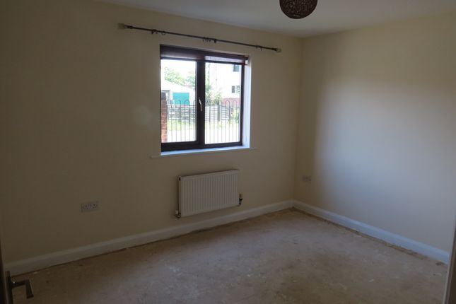 Flat Flat 2, 3, Cygnet Court, Spalding photo 4