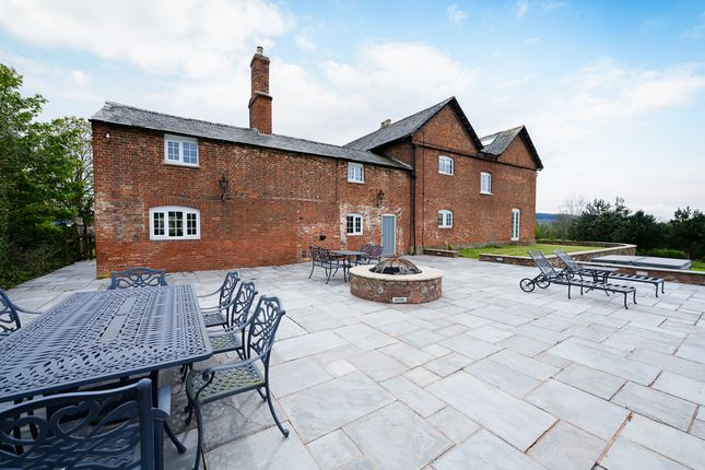 Upper Foxhall House-43