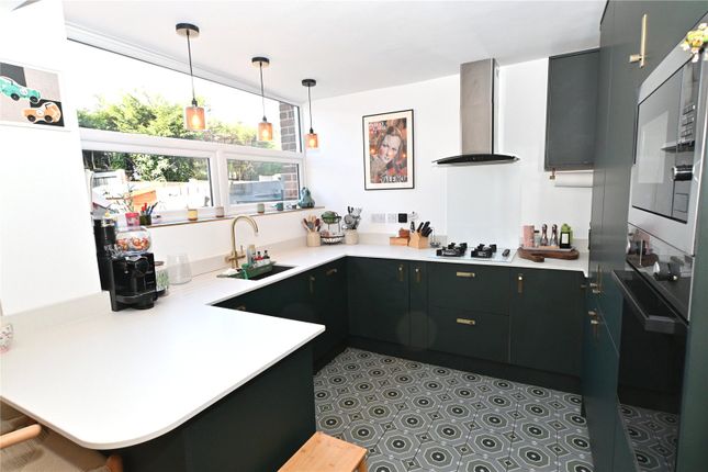 36, Paton Grove, Birmingham photo 4