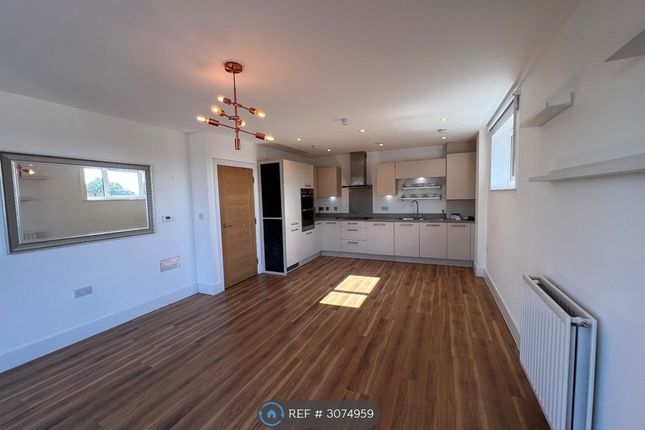 Flat, London Road, Isleworth photo 3